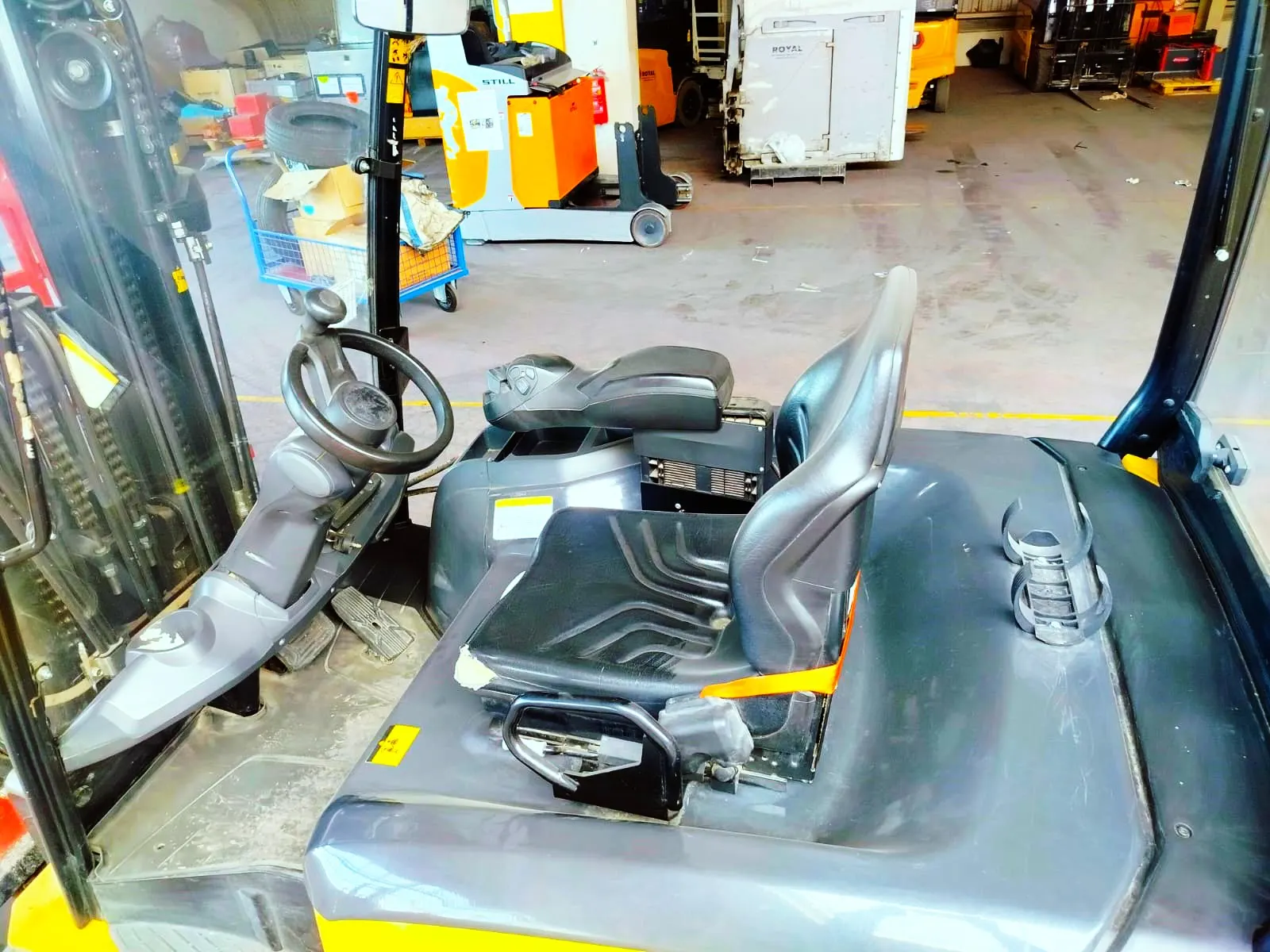 İkinci El Cat EP30ACN Elektrikli Forklift — fotoğraf 7