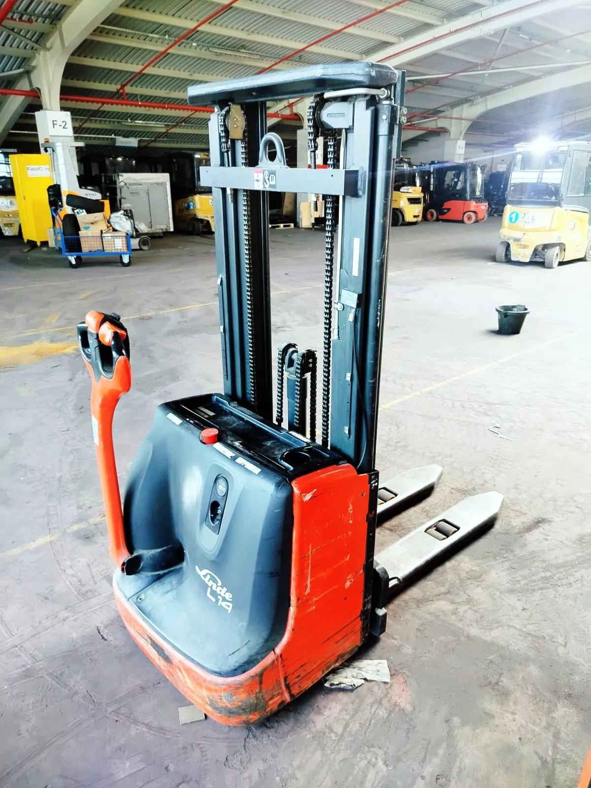 İkinci El Linde L14 İstif Makinesi