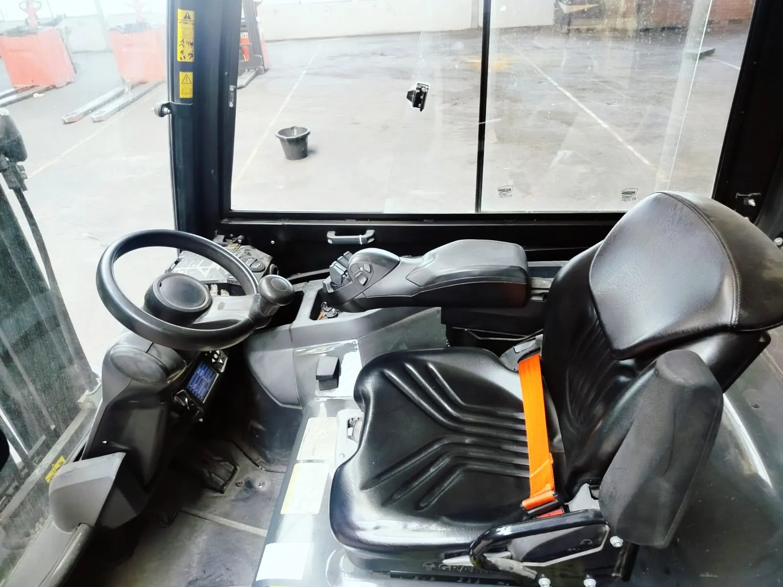 İkinci El Cat EP30ACN Elektrikli Forklift — fotoğraf 6