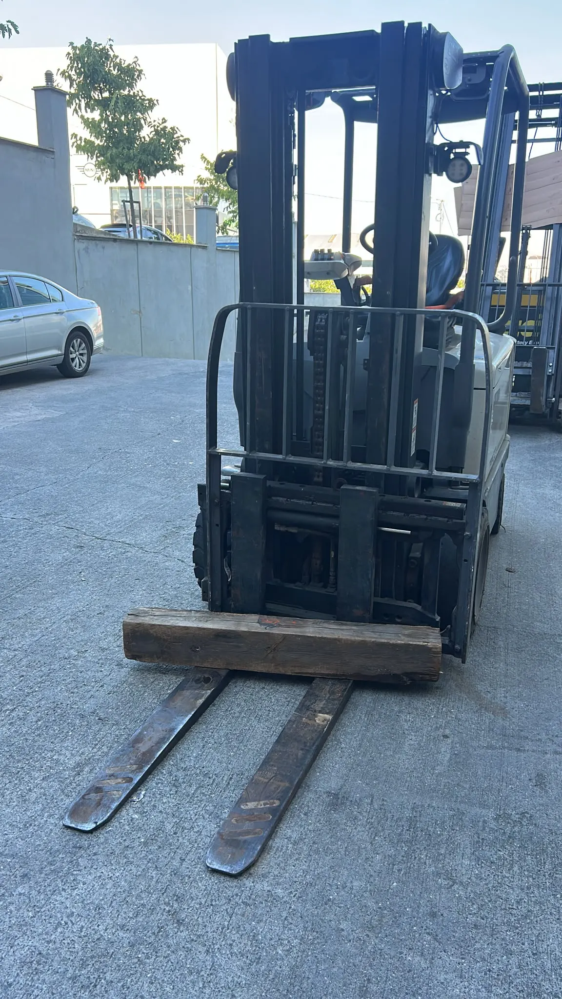 İkinci El Crown FC5225-3 Elektrikli Forklift — fotoğraf 2